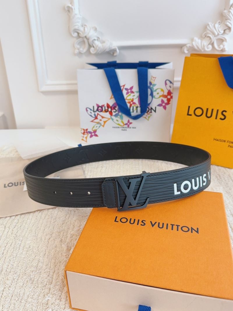 l0vis Vvtt0n belts